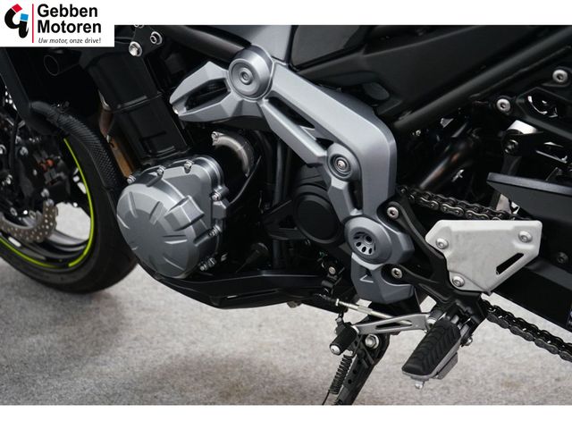 kawasaki - z900