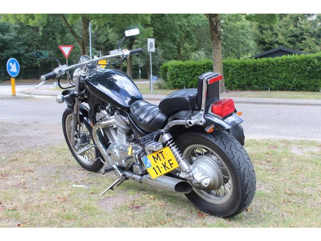 suzuki - vs-700-intruder