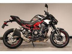 KAWASAKI Z900