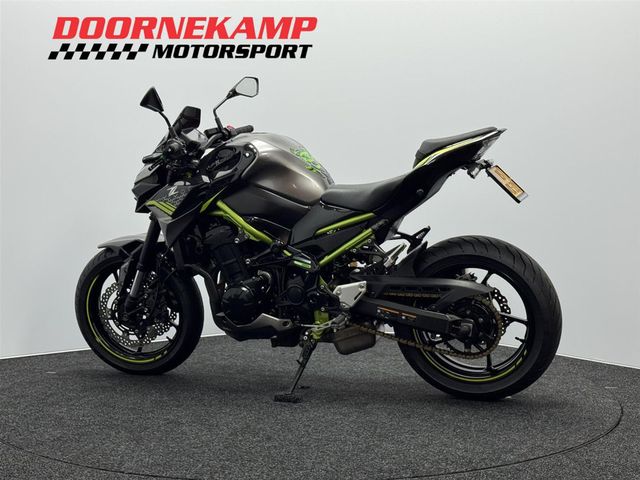 kawasaki - z900