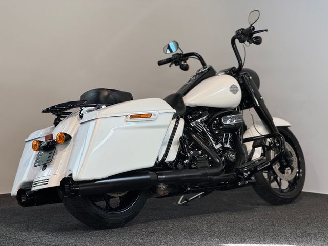 harley-davidson - roadking-special-114