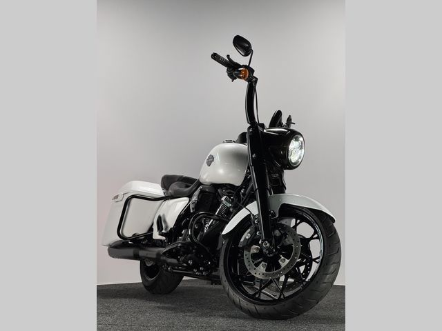 harley-davidson - roadking-special-114