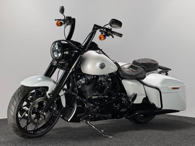 harley-davidson - roadking-special-114