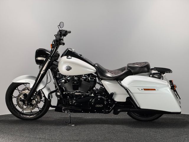 harley-davidson - roadking-special-114