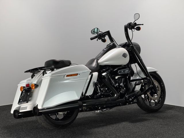 harley-davidson - roadking-special-114