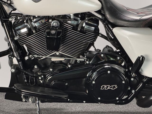 harley-davidson - roadking-special-114