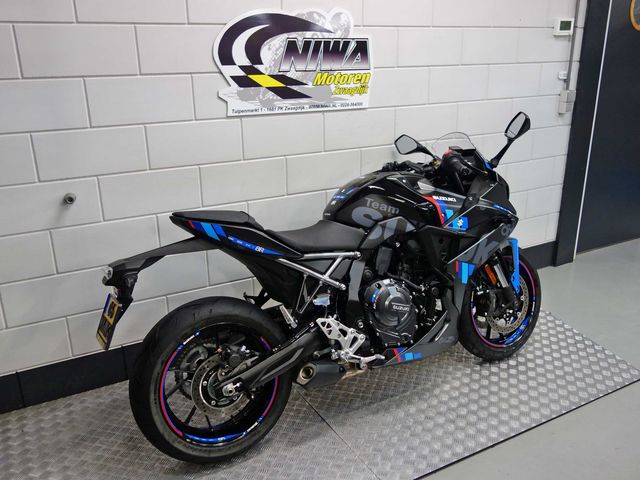 suzuki - gsx-8r