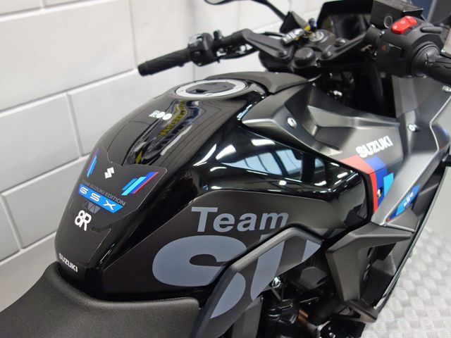 suzuki - gsx-8r