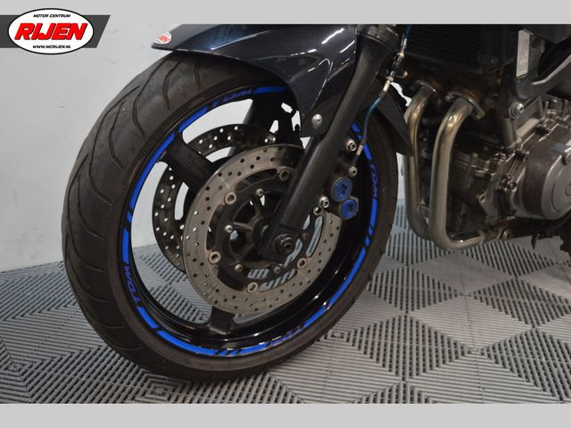 yamaha - tdm-900
