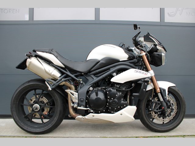 triumph - speed-triple-1050