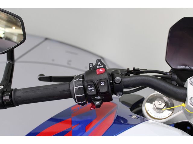 bmw - f-900-r