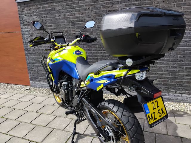 suzuki - v-strom-800-de