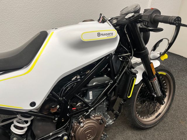 husqvarna - vitpilen-401