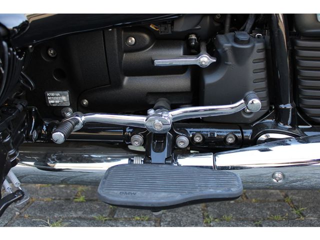 bmw - r-18-classic