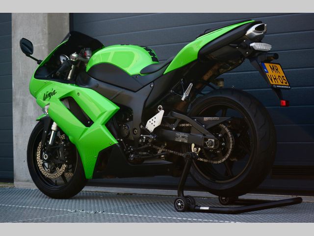 kawasaki - zx-6r-ninja