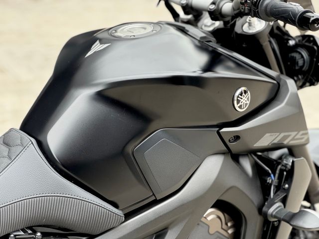 yamaha - mt-09-abs