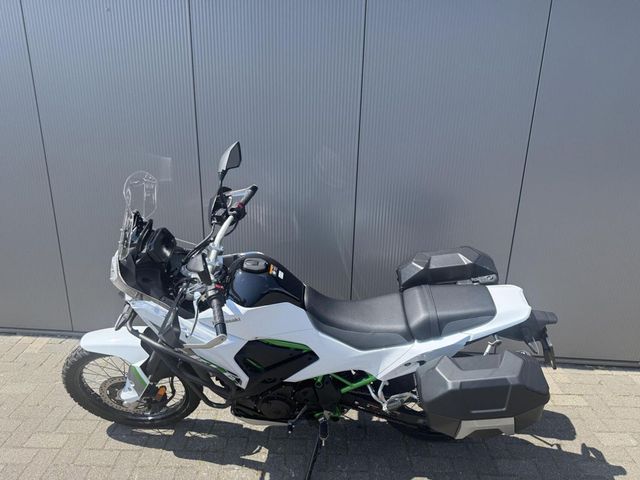 kawasaki - kle-500-se