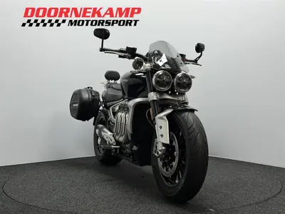 TRIUMPH ROCKET 3 R – foto 4