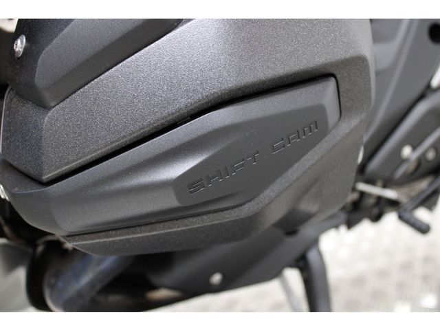 bmw - r-1300-r