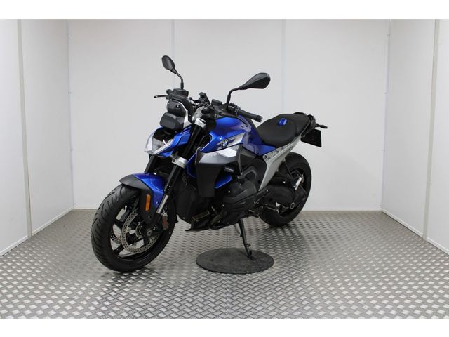 bmw - r-1300-r