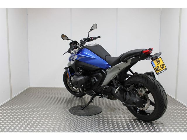 bmw - r-1300-r