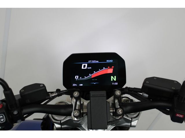 bmw - r-1300-r