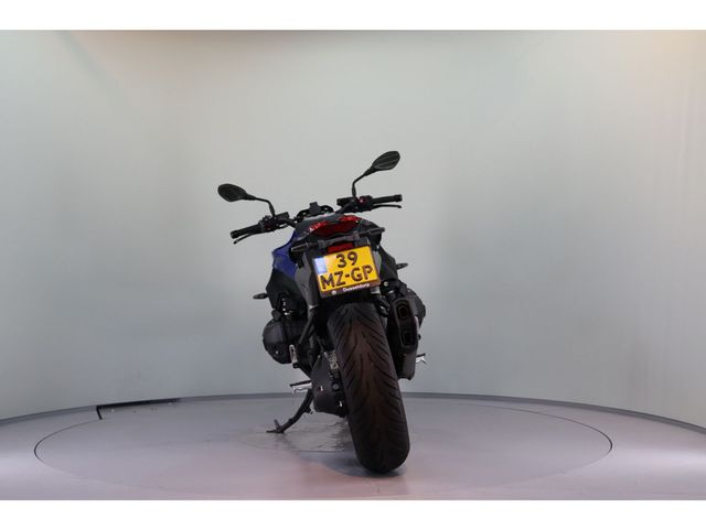 bmw - r-1300-r