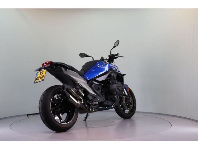 bmw - r-1300-r