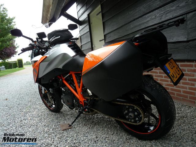 ktm - 1290-super-duke-gt