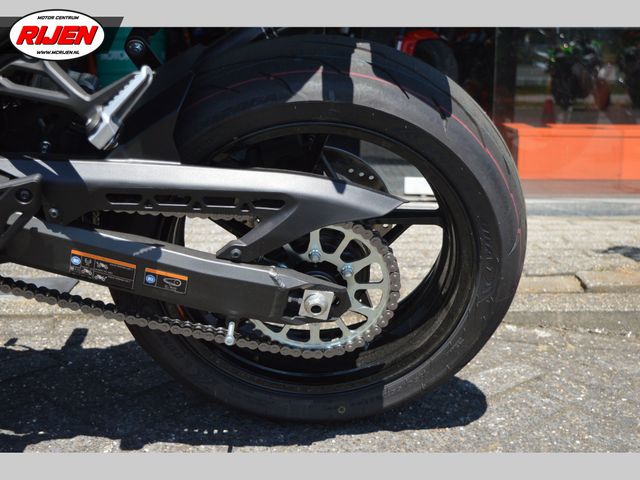 kawasaki - z900