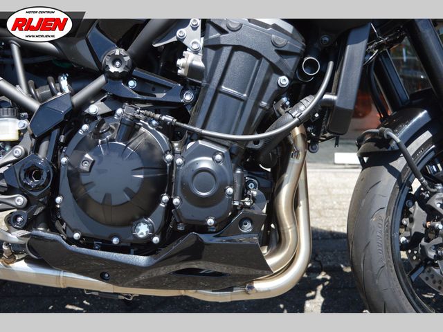 kawasaki - z900