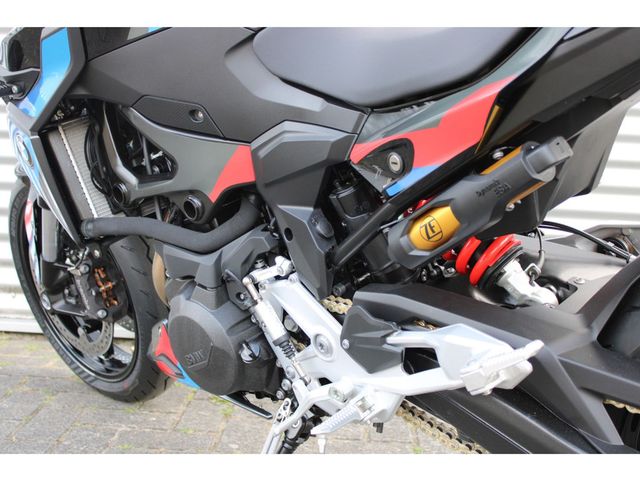 bmw - f-900-r