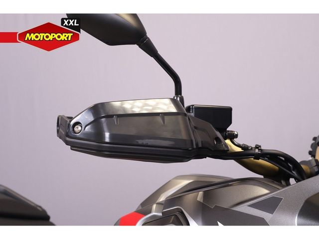 honda - crf-1100-l-africa-twin-adventure-sports