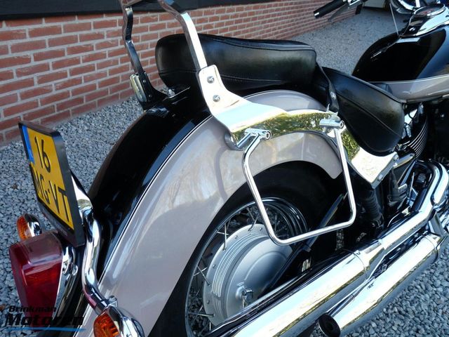 yamaha - xvs-650-a-dragstar-classic