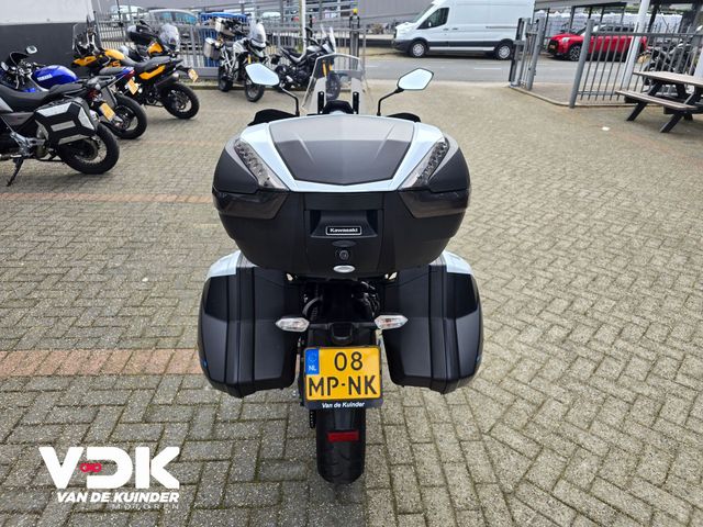 kawasaki - versys-650-grand-tourer