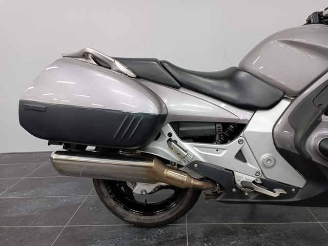honda - st-1300-pan-european