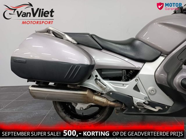 honda - st-1300-pan-european
