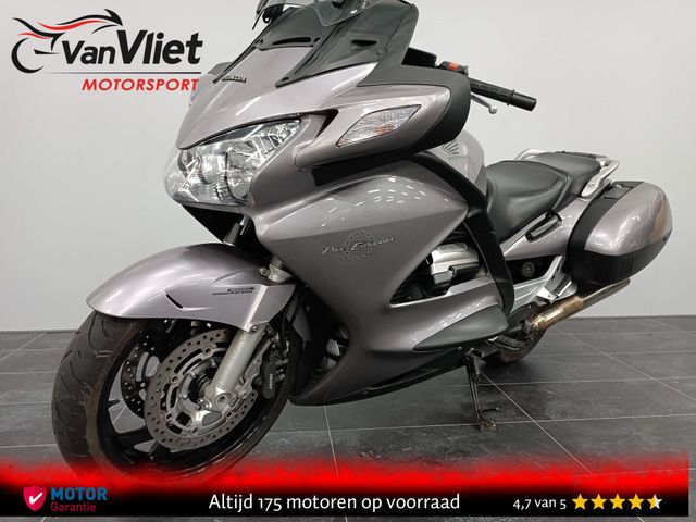 honda - st-1300-pan-european