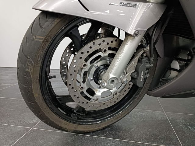 honda - st-1300-pan-european
