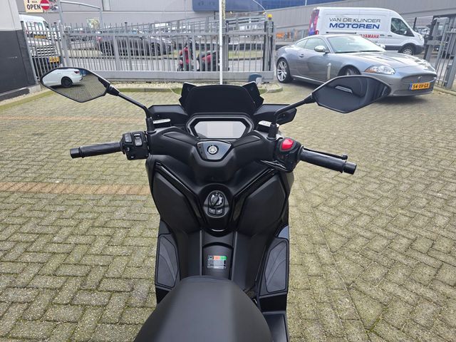 yamaha - x-max-300-abs