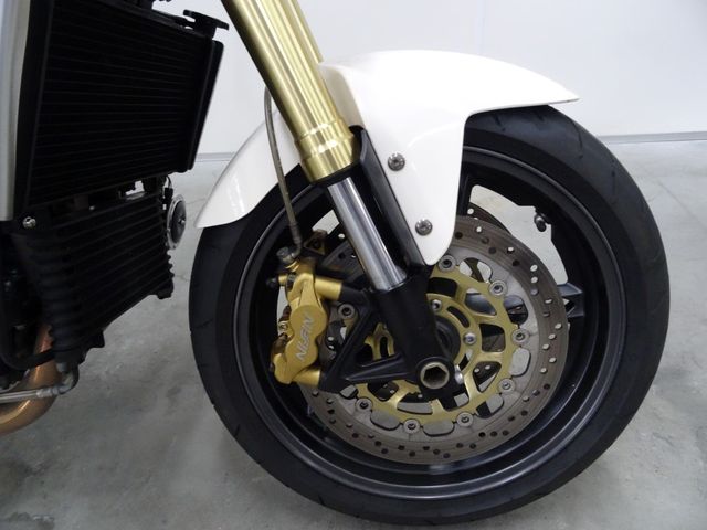 triumph - speed-triple-1050