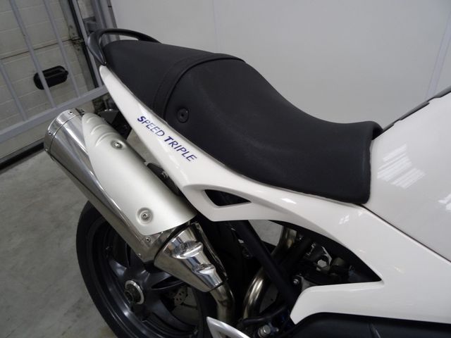 triumph - speed-triple-1050
