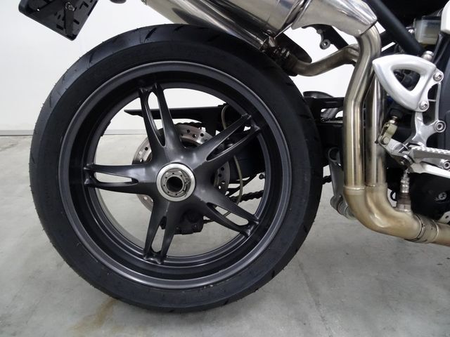 triumph - speed-triple-1050