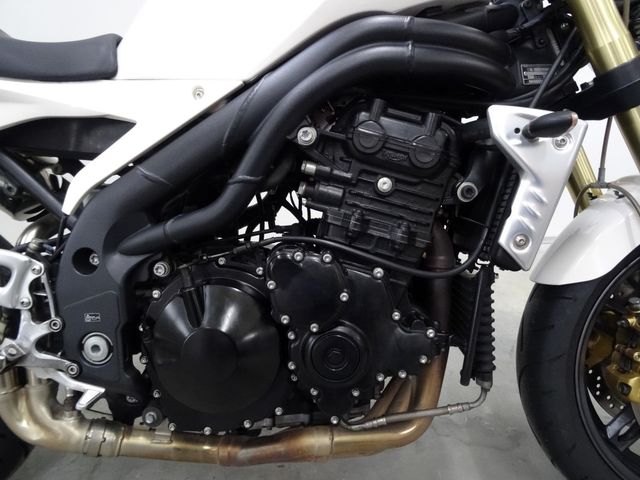 triumph - speed-triple-1050