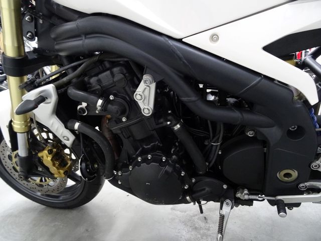 triumph - speed-triple-1050