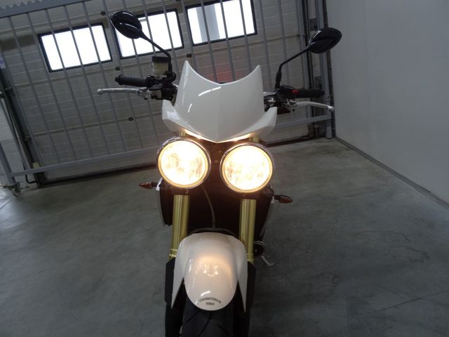 triumph - speed-triple-1050