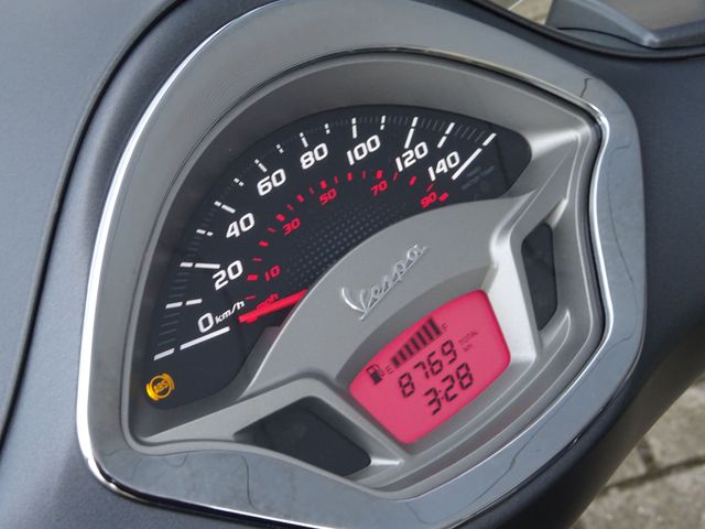 vespa - gts-300-super-sport