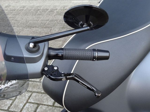 vespa - gts-300-super-sport