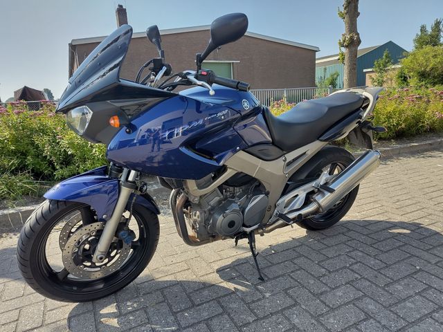 yamaha - tdm-900