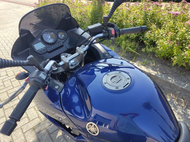 yamaha - tdm-900